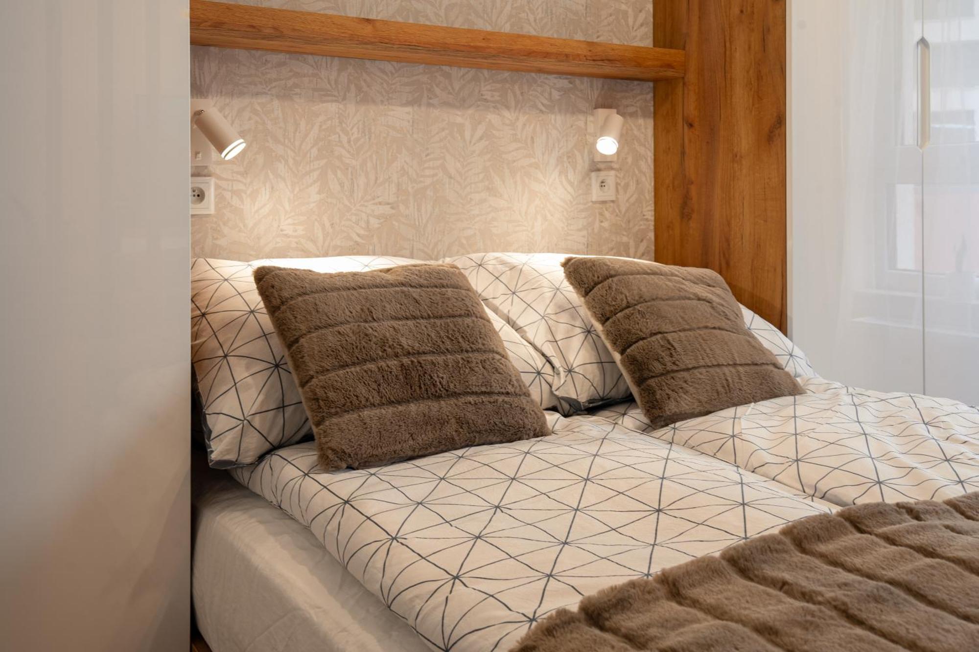 Ekskluzywny Apartament + Garaz 克拉科夫 外观 照片