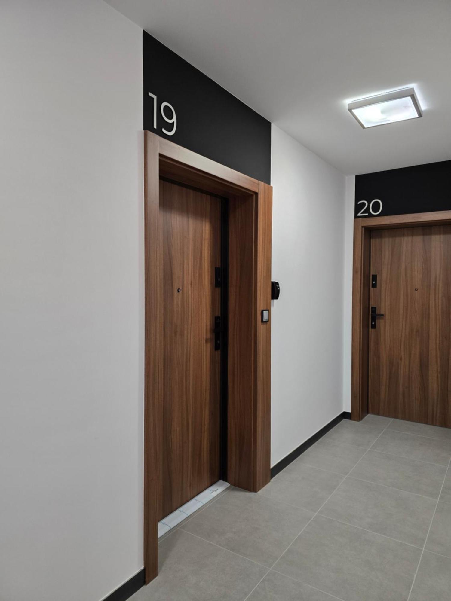 Ekskluzywny Apartament + Garaz 克拉科夫 外观 照片